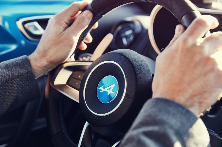 Детали интерьера Alpine A110 Premiere Edition 2017 года  (фото 158 из 186)